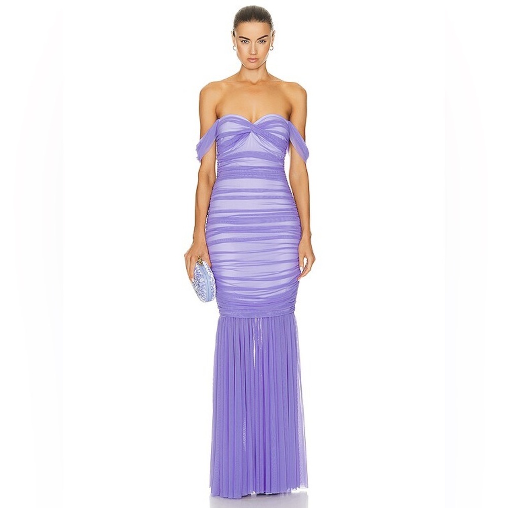 NORMA KAMALI
Walter Fishtail Gown